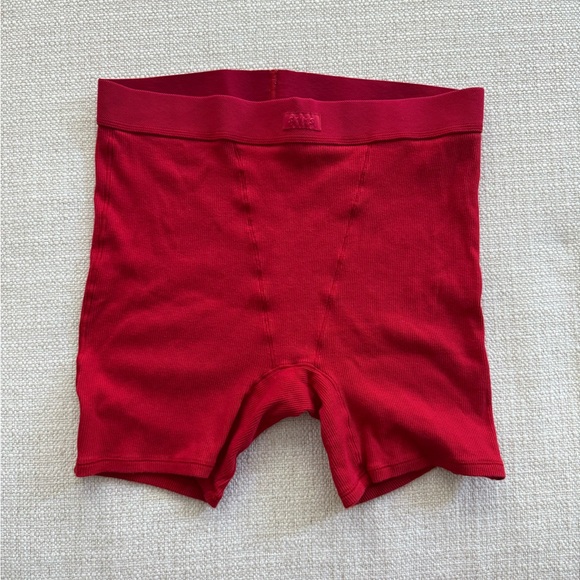 SKIMS Red Ribbed Boxer Shorts - Picture 2 of 4
